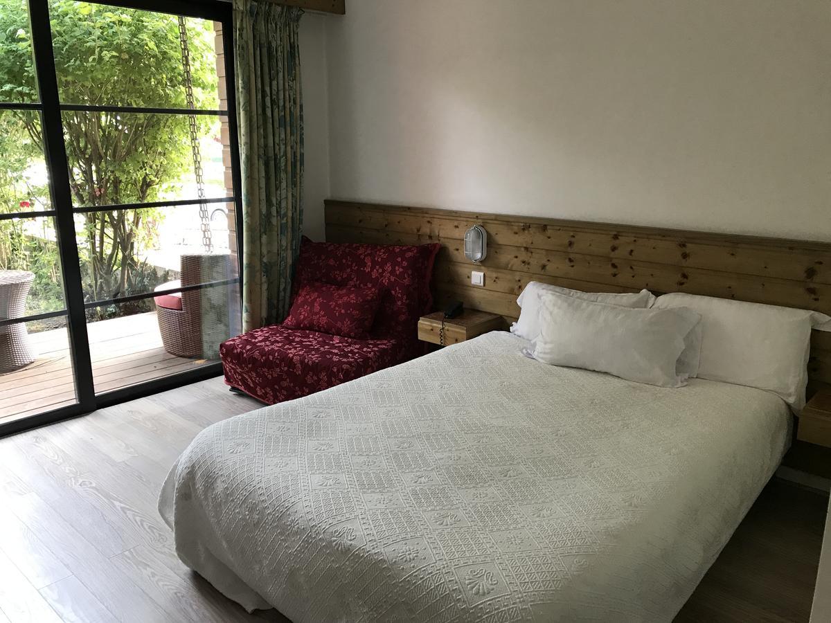 Отель Le Vieux Logis De Clam Экстерьер фото