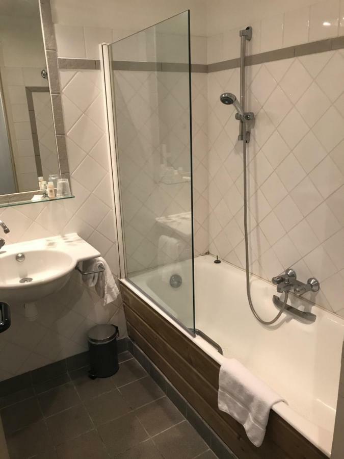 Отель Le Vieux Logis De Clam Экстерьер фото